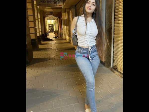 premium High Profile model available call me