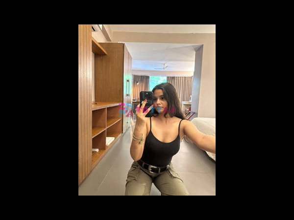 GIRL SERVICE 💋 CALL ME🥰 RADHIKA 8887175067 WhatsApp ❤️8887175067 Here best call .girl Radhika 🥰n