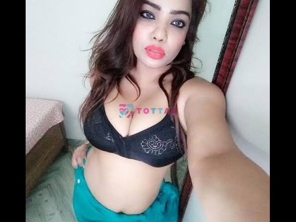 LOW PRICE OYO ROOM SERVICE PROVIDER COLLEGE AND BHABHI AVAILABLE